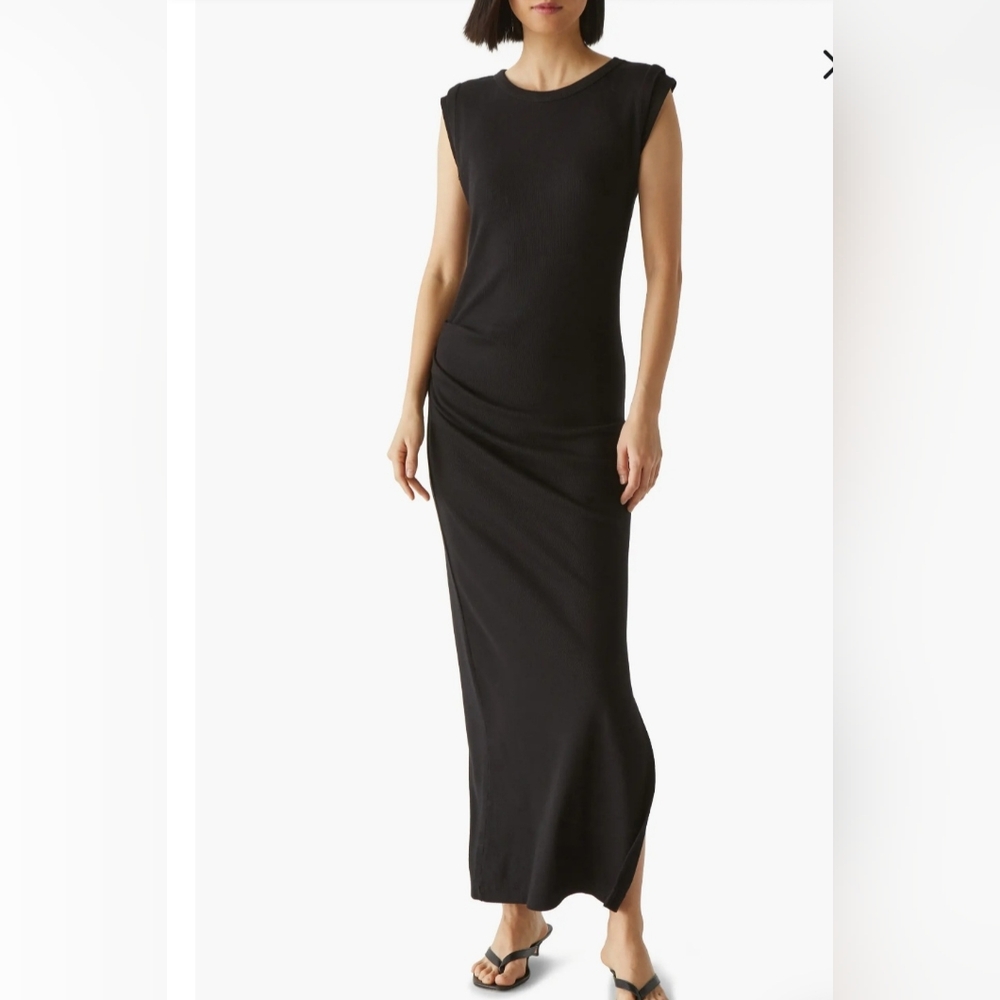 Elegant Black Sleeveless Dress